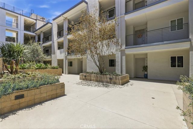 13045 Pacific Promenade 102, Playa Vista, CA 90094