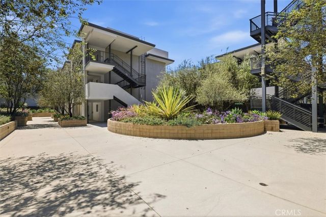 13045 Pacific Promenade 102, Playa Vista, CA 90094