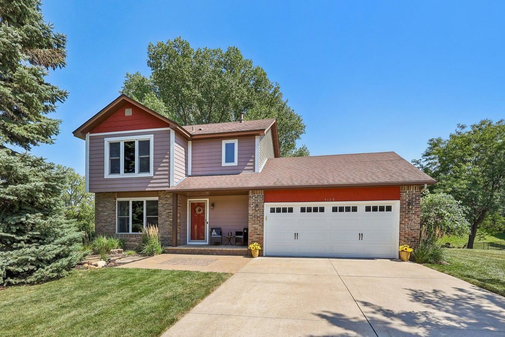 4128 New York Avenue, Eagan, MN 55123