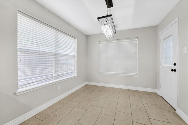 5914 Shadow Creek Court, Baytown, TX 77523
