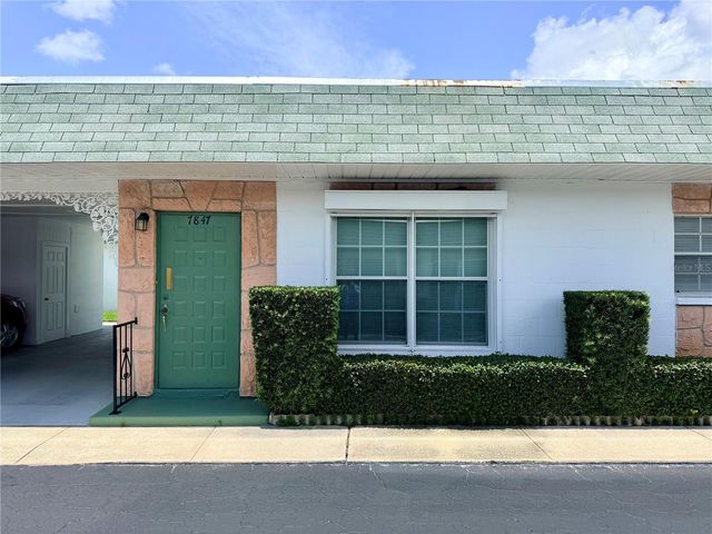 7847 39TH TERRACE N, St Petersburg, FL 33709