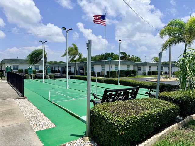 7847 39TH TERRACE N, St Petersburg, FL 33709