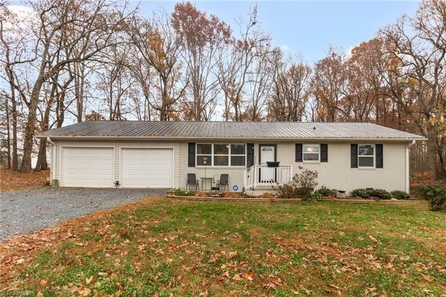 5030 Branson Davis Road, Sophia, NC 27350