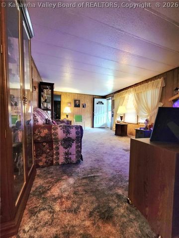 136 Wiseman Street, East Bank, WV 25067