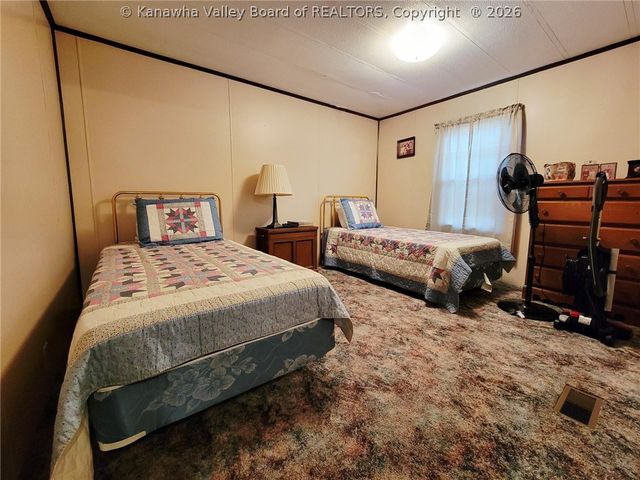 136 Wiseman Street, East Bank, WV 25067
