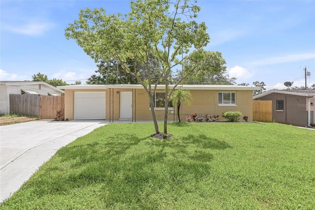 2048 HESS DRIVE, Holiday, FL 34691