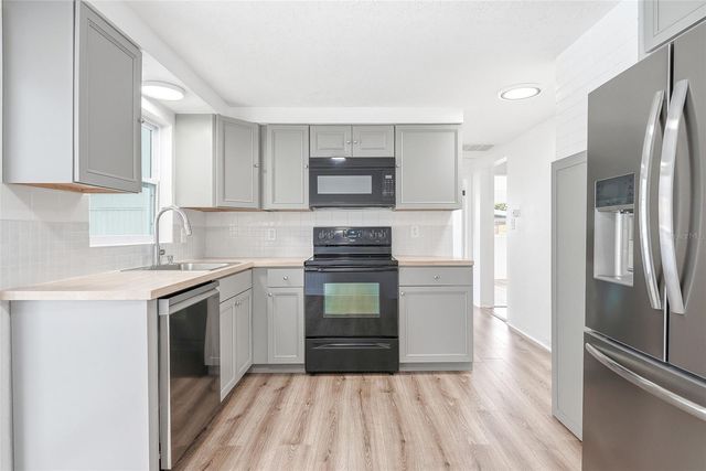 2048 HESS DRIVE, Holiday, FL 34691