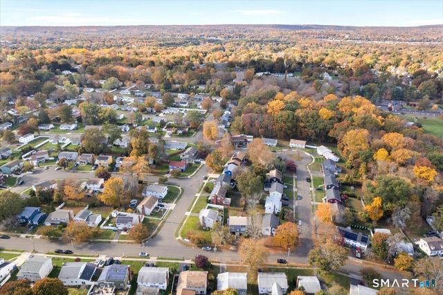 114 Daniel Road, Hamden, CT 06517