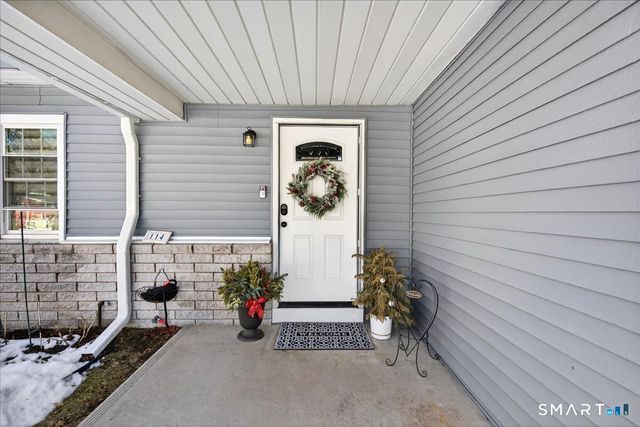 114 Daniel Road, Hamden, CT 06517