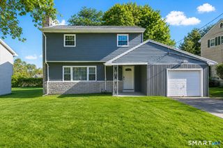 114 Daniel Road, Hamden, CT 06517