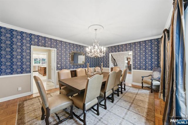 91 Tekening Drive, Tenafly, NJ 07670