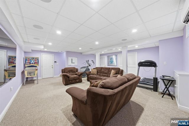 91 Tekening Drive, Tenafly, NJ 07670