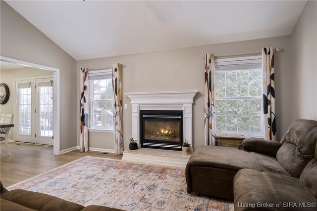 7902 Hillside Drive, Sellersburg, IN 47172