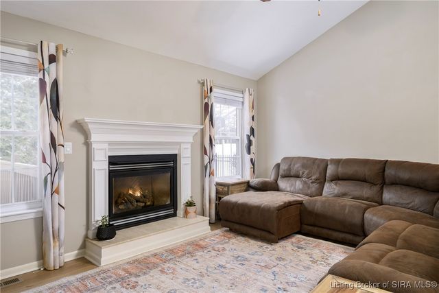 7902 Hillside Drive, Sellersburg, IN 47172