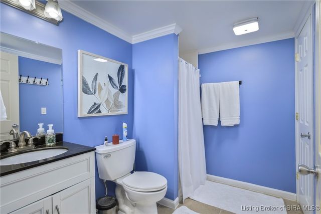 7902 Hillside Drive, Sellersburg, IN 47172