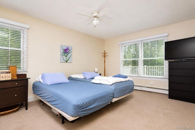 33 Guardian Drive, Mount Sinai, NY 11766