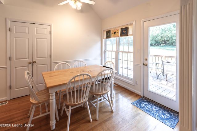 5418 Cross Creek Dr, Crestwood, KY 40014