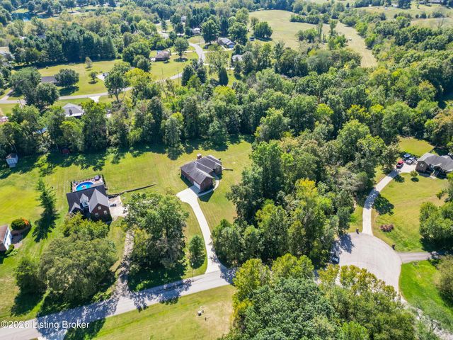 5418 Cross Creek Dr, Crestwood, KY 40014