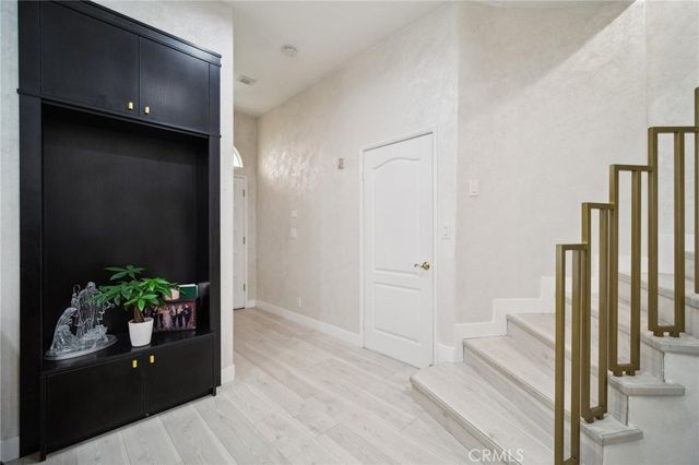 10659 Bloomfield Street, Toluca Lake, CA 91602