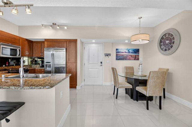 450 N Federal Highway 1406, Boynton Beach, FL 33435