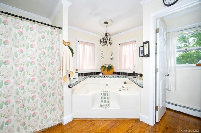 12 Broadview Lane, Red Hook, NY 12571