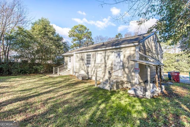 1334 Lakeview Drive, Macon, GA 31206