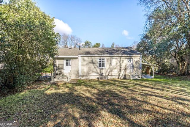 1334 Lakeview Drive, Macon, GA 31206