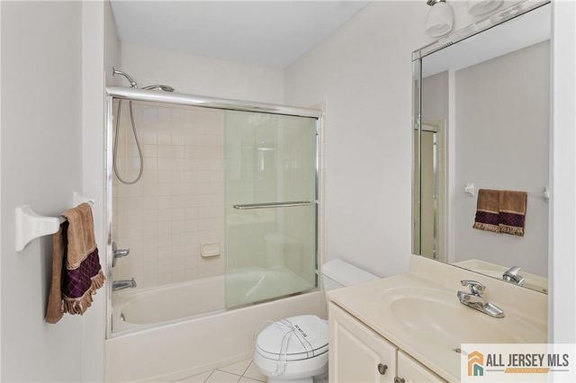 146 Wild Dunes Way, Jackson, NJ 08527