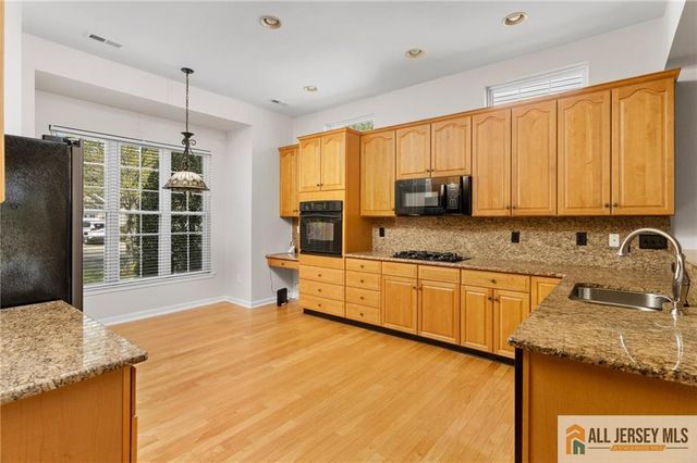 146 Wild Dunes Way, Jackson, NJ 08527