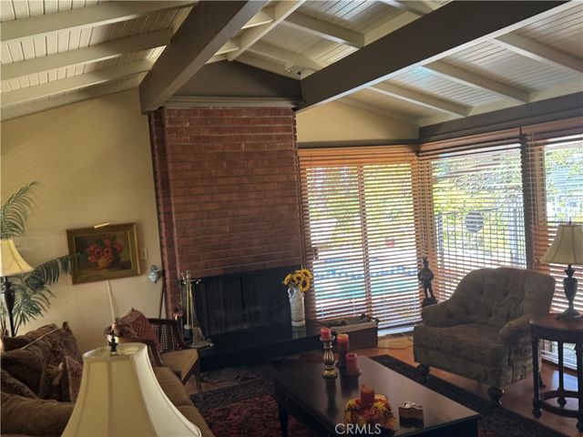 16216 Bertella Drive, Encino, CA 91436