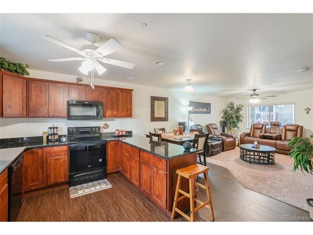 3660 W 25th St 802, Greeley, CO 80634