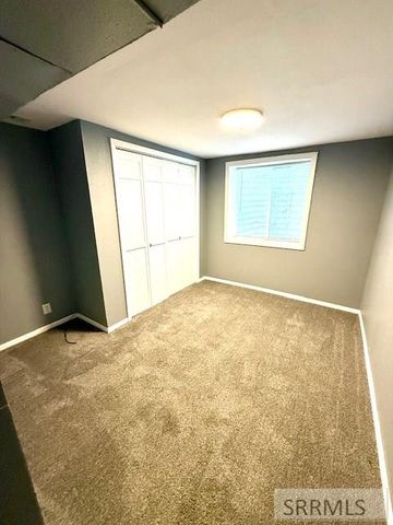 568 2nd E, Ririe, ID 83443