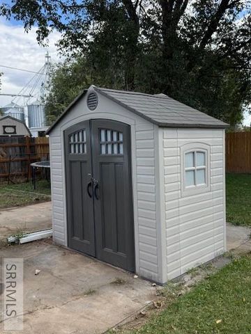 568 2nd E, Ririe, ID 83443