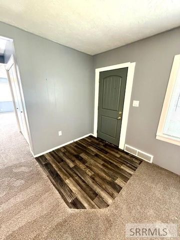 568 2nd E, Ririe, ID 83443