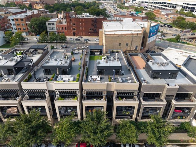 1346 W WALTON Street 3W, Chicago, IL 60642