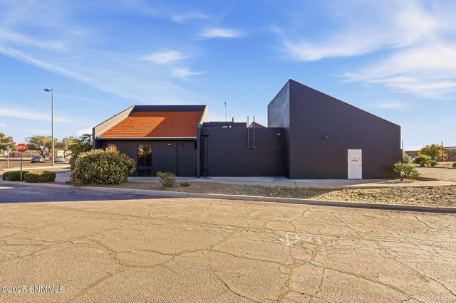 250 W Amador A, Las Cruces, NM 88001