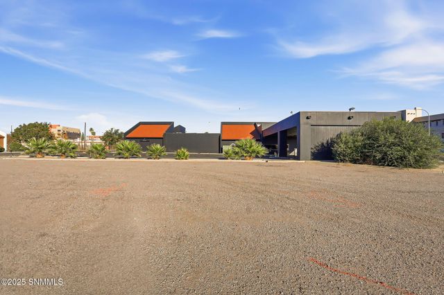 250 W Amador A, Las Cruces, NM 88001