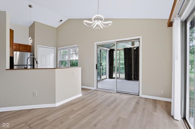 1039 Buffalo Run Way, Indianapolis, IN 46227