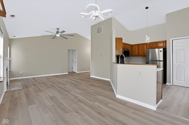 1039 Buffalo Run Way, Indianapolis, IN 46227