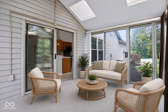 1039 Buffalo Run Way, Indianapolis, IN 46227