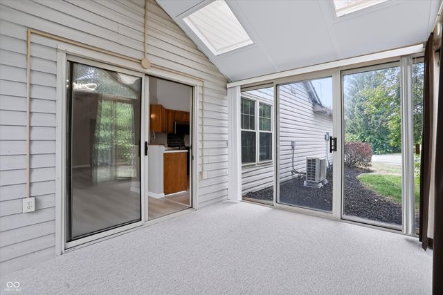 1039 Buffalo Run Way, Indianapolis, IN 46227