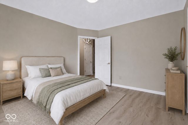 1039 Buffalo Run Way, Indianapolis, IN 46227