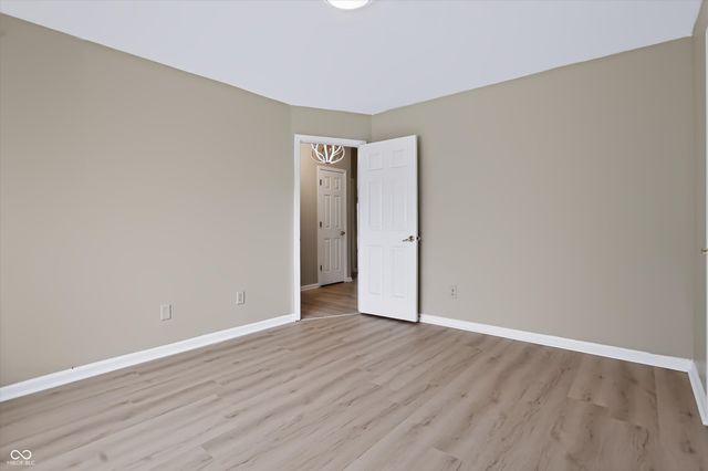 1039 Buffalo Run Way, Indianapolis, IN 46227