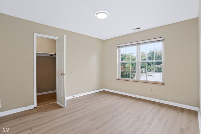 1039 Buffalo Run Way, Indianapolis, IN 46227