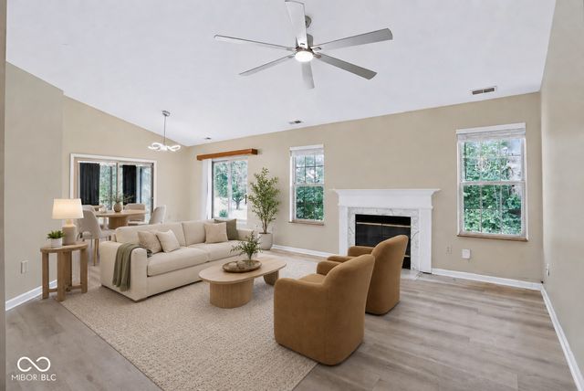 1039 Buffalo Run Way, Indianapolis, IN 46227