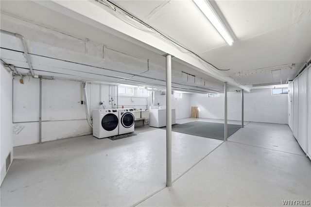 72 Old Lyme Drive 2, Amherst, NY 14221