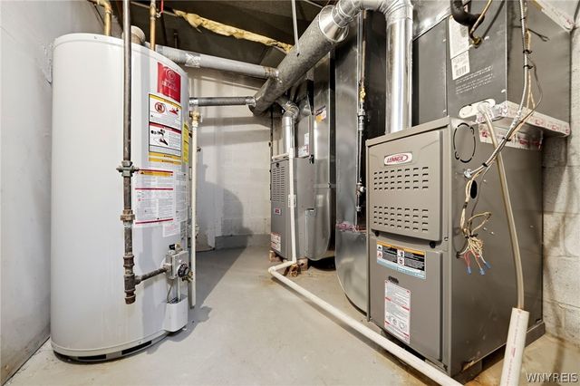 72 Old Lyme Drive 2, Amherst, NY 14221