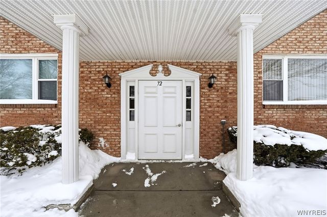 72 Old Lyme Drive 2, Amherst, NY 14221