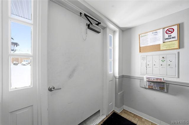 72 Old Lyme Drive 2, Amherst, NY 14221