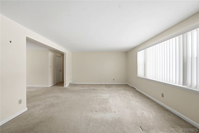 72 Old Lyme Drive 2, Amherst, NY 14221